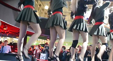 Dvije mlade ljepotice ass rupe i trenirati ih veliki dildo hrvatski porno