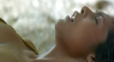 Mladi momak s ogromnim penisom gotovo je porno hub hrvatska rastrgao usku rupu od ljubavnika magarca