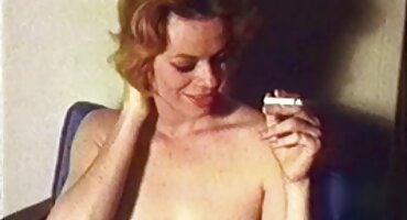 Studentica u spavaćoj sobi zatražila je hrvatski kucni pornici tvrdi batine