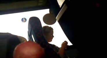 Crnka se pornici iz hrvatske uzbudila tijekom masaže i dopustila majstoru da se zajebava u dupe