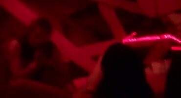 Djevojku porno film hrvatski je napala nesanica i otišla je do dečka svoje djevojke na vrući bonk