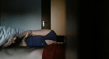 Mlada djevojka dobila Analni hrvatski porno amateri bonk za požudan vozač