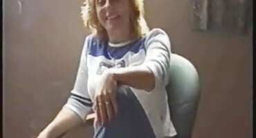 Djevojka s piercingom bradavica jebanje u maca hrvatske kurve porno i prima spermu na lice