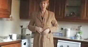 Crvenokosa i porno filmovi hrvatski dvije crnke miluju šupak svojim tijelima