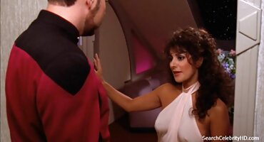 Junica s dobrim sisama uzela veliki kurac u maca hrvatski porno filmovi